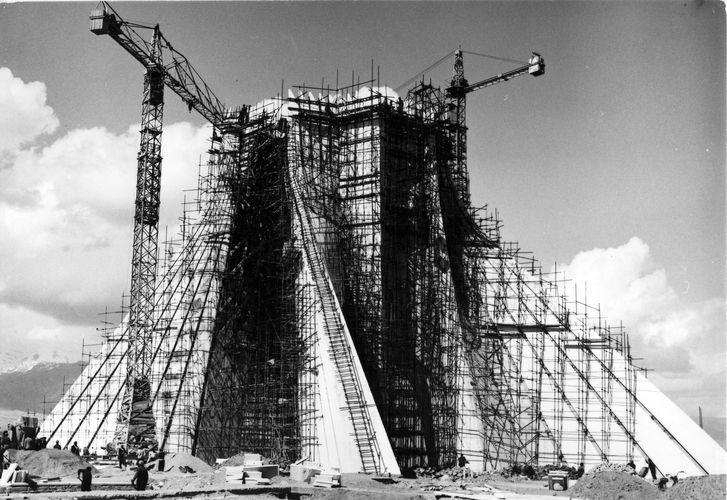 Azadi Tower Construction