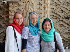 sole female travel Iran with Iranian dress code